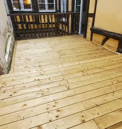 2 Pieces Terrasse Plein Coeur De Apartmán *
